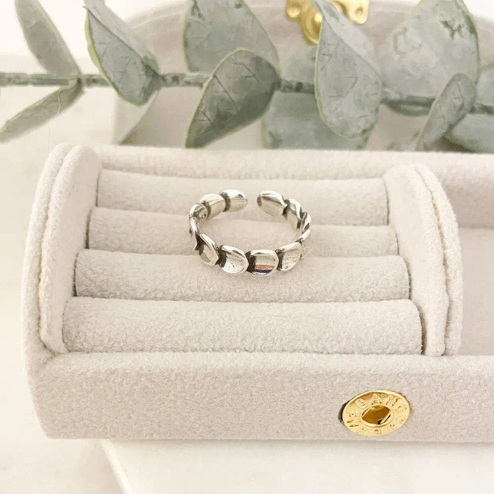 925 Sterling Silver Minimalist Ring Band Thin Ring Band Stackable Dainty Ring - Picture 4 of 8